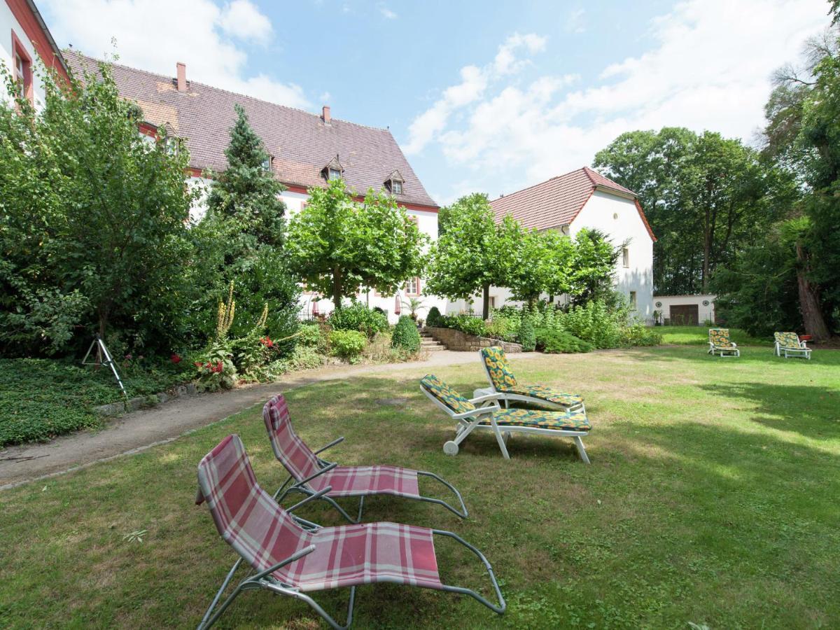 Vintage Apartment In Arzberg Triestewitz Exterior photo